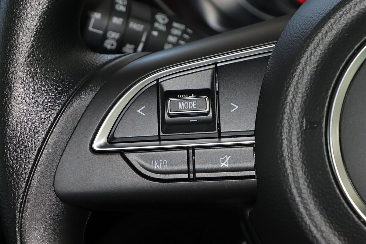 2025 Suzuki Swift Hybrid UZ