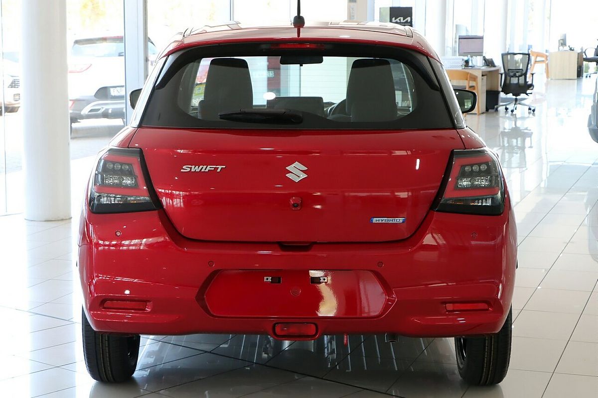 2025 Suzuki Swift Hybrid UZ
