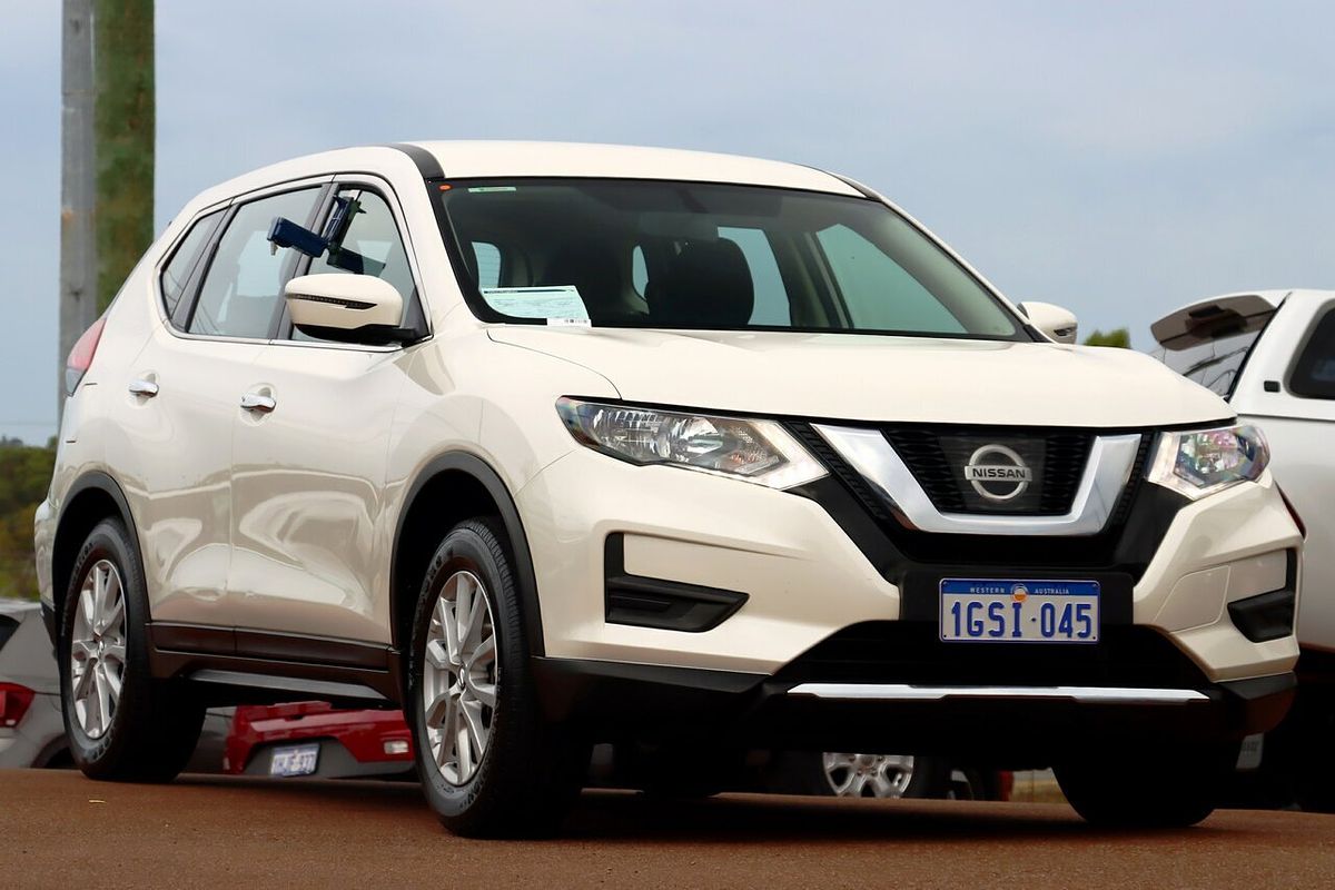 2017 Nissan X-TRAIL ST T32