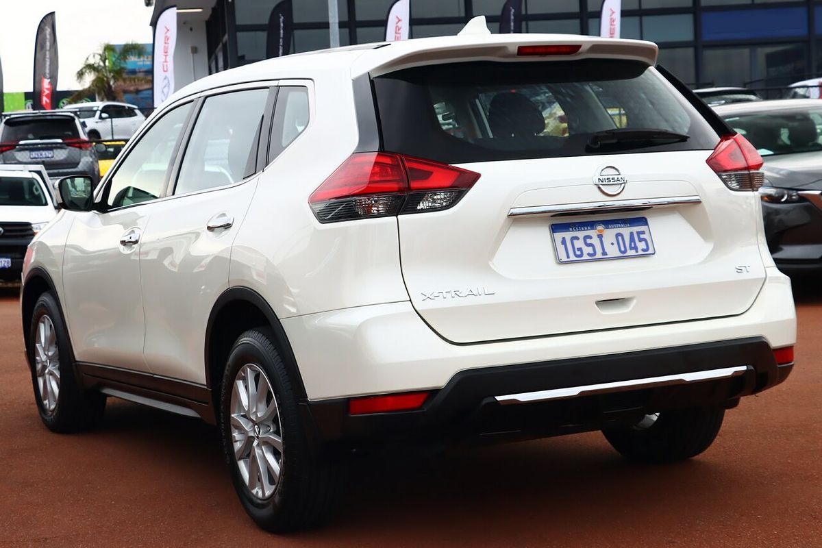 2017 Nissan X-TRAIL ST T32
