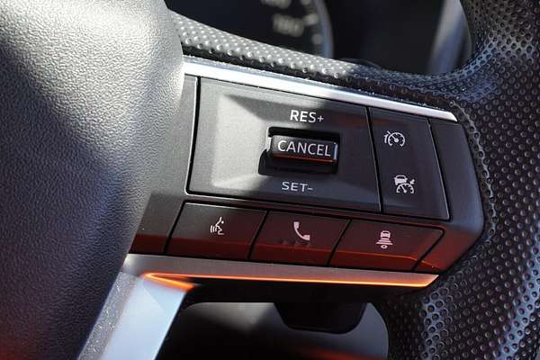2023 Mitsubishi Outlander ES ZM