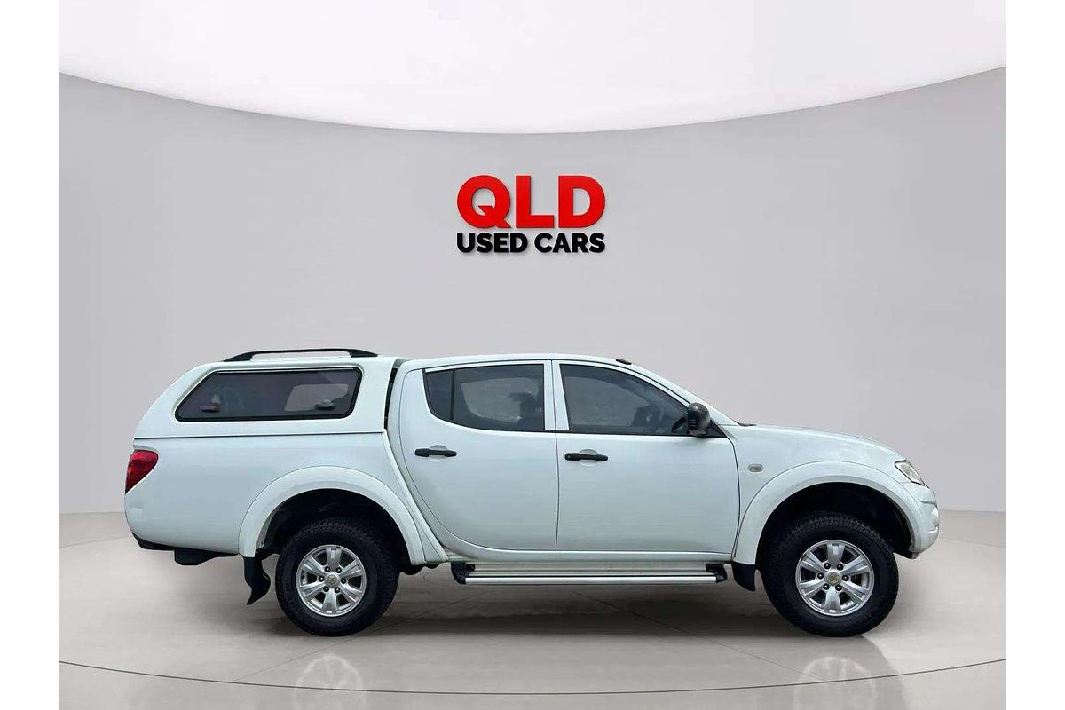 2013 Mitsubishi Triton GL-R MN 4X4