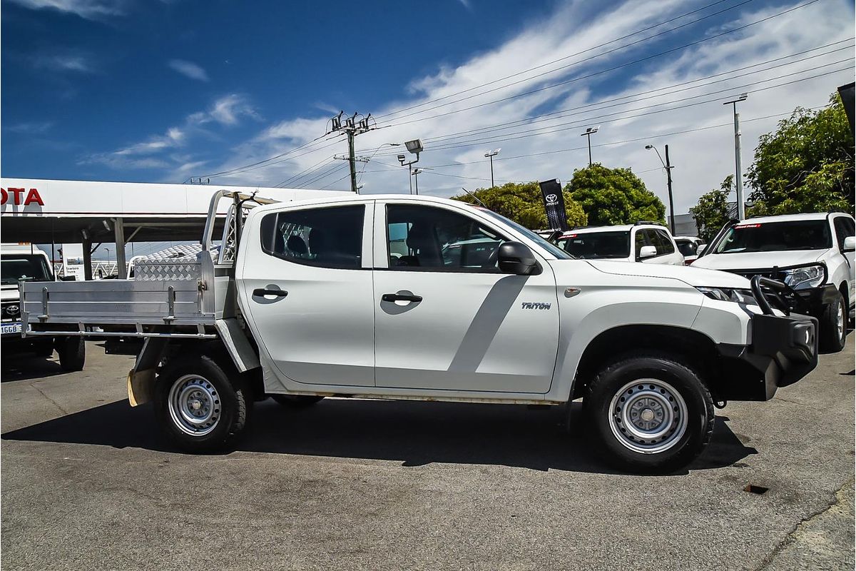 2019 Mitsubishi Triton GLX ADAS MR 4X4