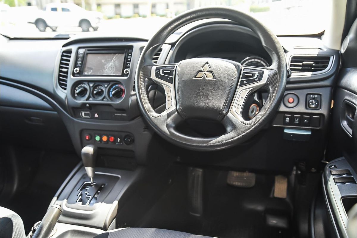 2019 Mitsubishi Triton GLX ADAS MR 4X4