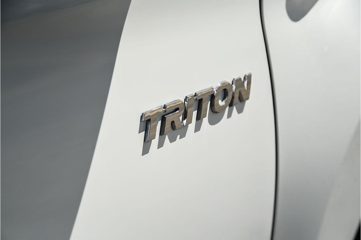 2019 Mitsubishi Triton GLX ADAS MR 4X4