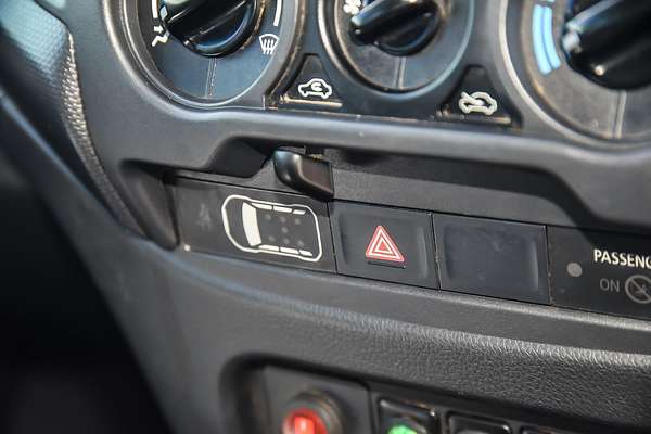 2019 Mitsubishi Triton GLX ADAS MR 4X4