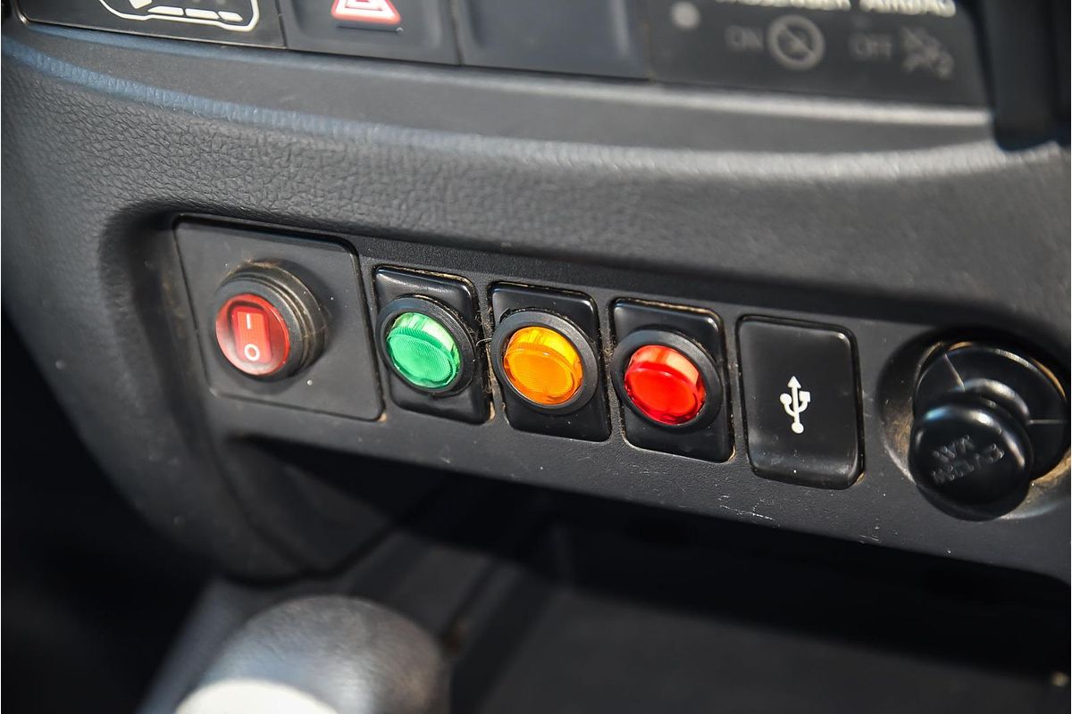 2019 Mitsubishi Triton GLX ADAS MR 4X4