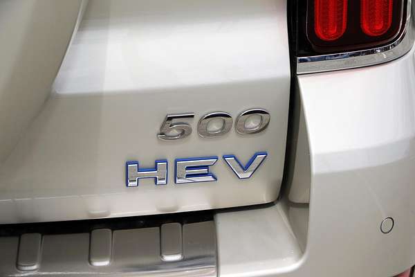 2024 GWM Tank 500 Lux Hybrid P03