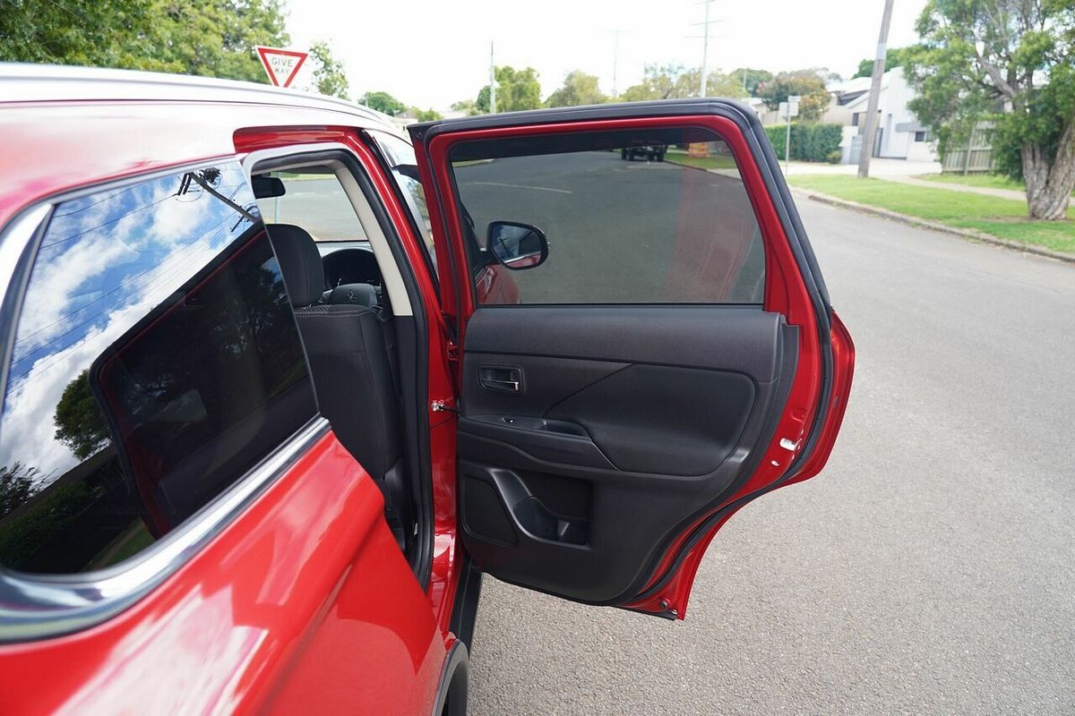 2016 Mitsubishi Outlander LS Safety Pack (4x4) 7 Seats ZK MY17