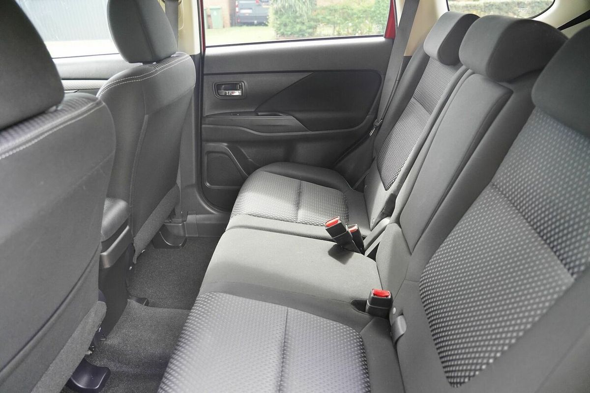 2016 Mitsubishi Outlander LS Safety Pack (4x4) 7 Seats ZK MY17