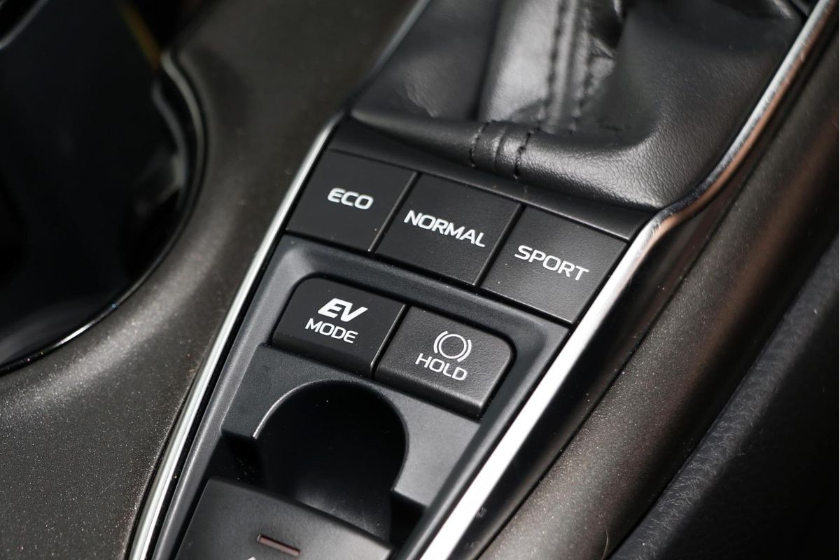 2022 Toyota Camry Ascent AXVH70R