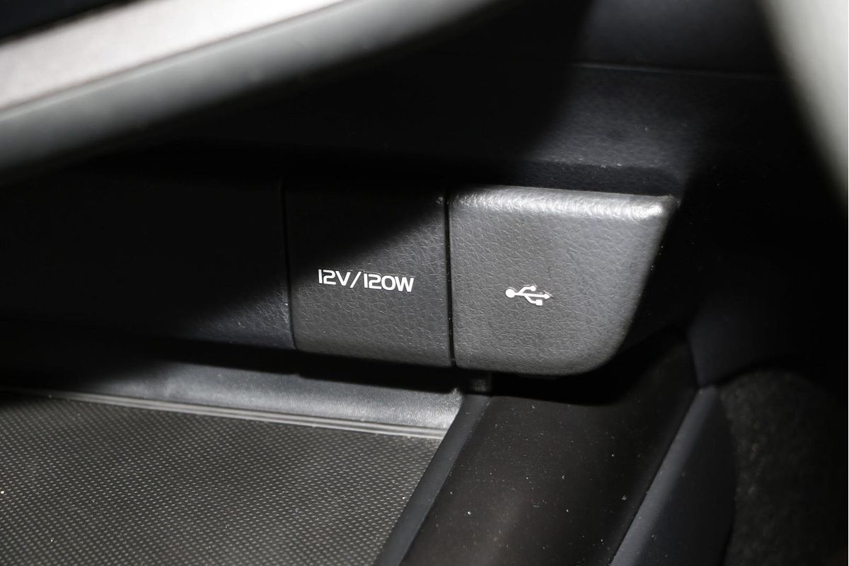 2022 Toyota Camry Ascent AXVH70R