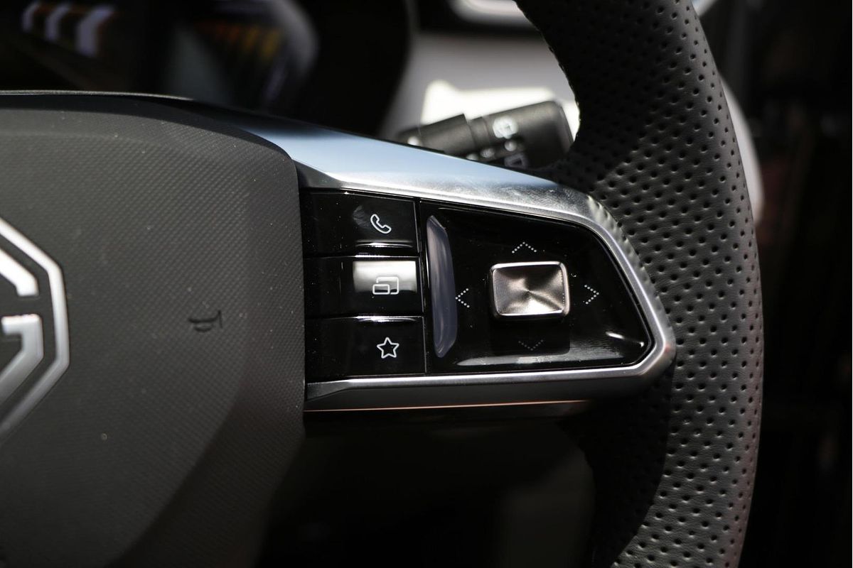 2024 MG ZS Essence Hybrid+ ZS32