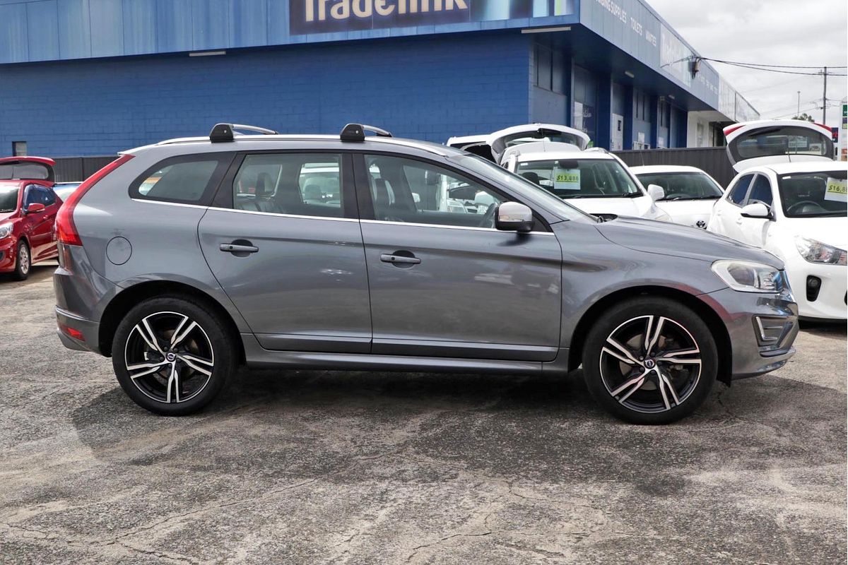 2017 Volvo XC60 T6 R-Design