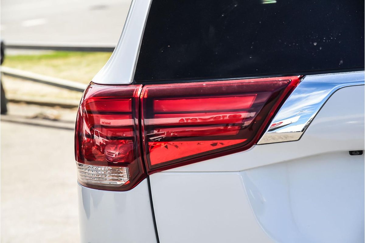 2015 Mitsubishi Outlander LS ZK