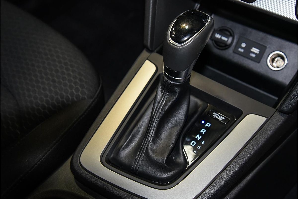 2020 Hyundai Elantra Active AD.2