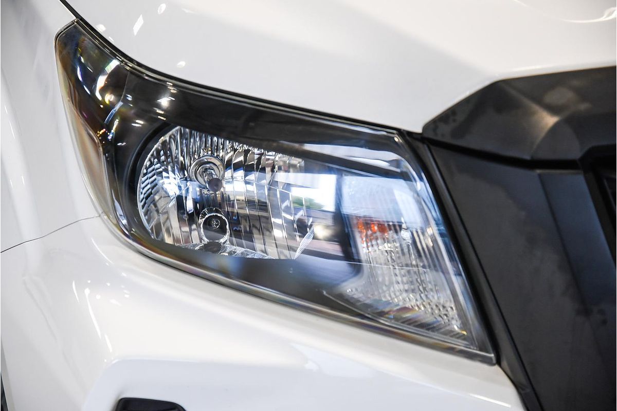 2021 Nissan Navara SL D23 Rear Wheel Drive
