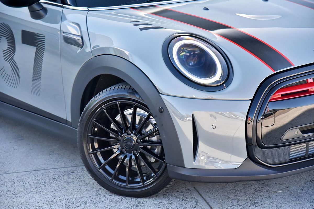 2021 MINI Hatch Cooper Classic F55 LCI-2