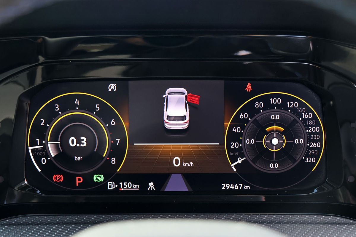 2022 Volkswagen Golf R 8