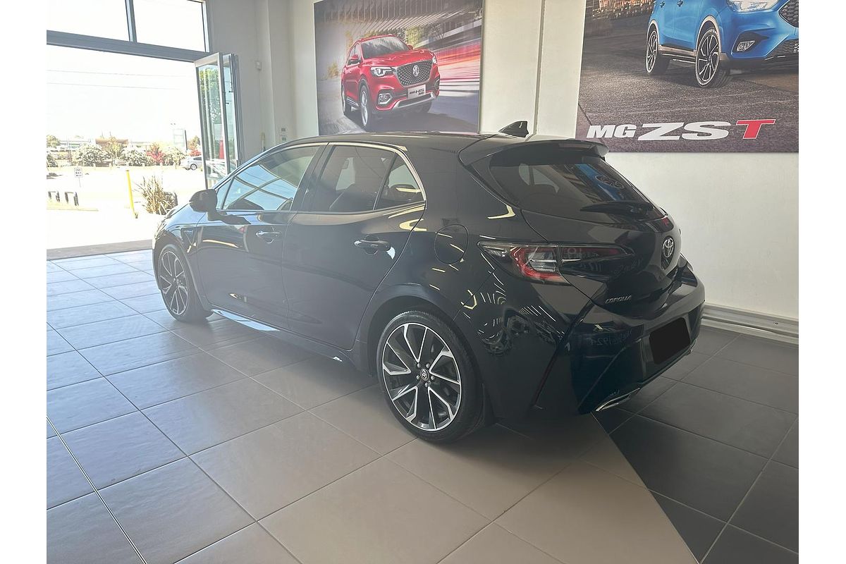2019 Toyota Corolla ZR Hybrid ZWE211R