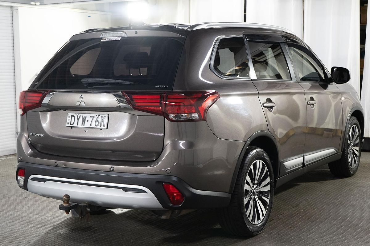 2018 Mitsubishi Outlander ES ADAS ZL