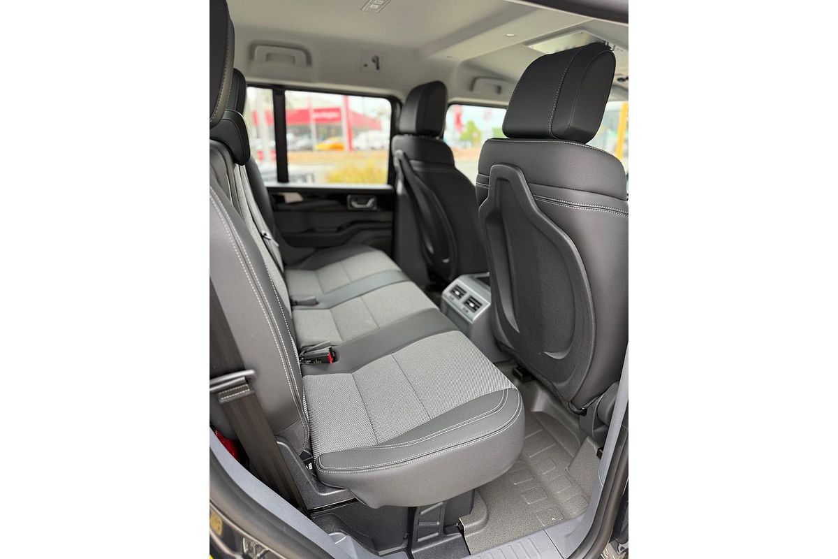 2024 INEOS Grenadier Quartermaster 4X4