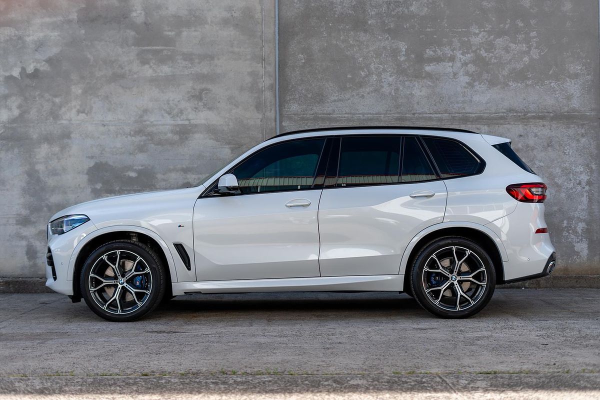 2022 BMW X5 xDrive30d M Sport G05