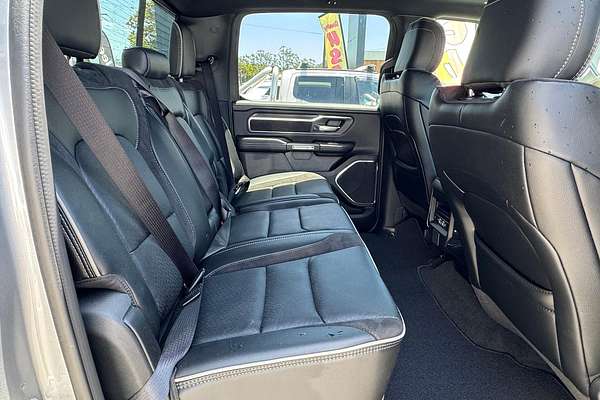 2024 RAM 1500 Laramie DT 4X4 SWB