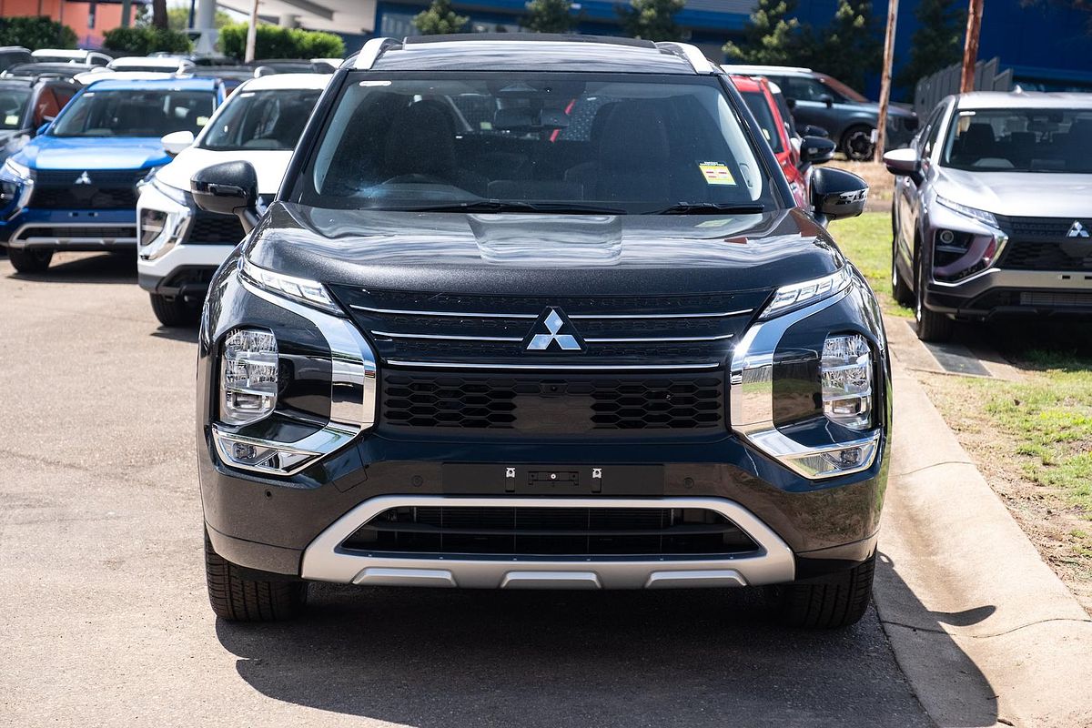 2024 Mitsubishi Outlander PHEV Exceed ZM
