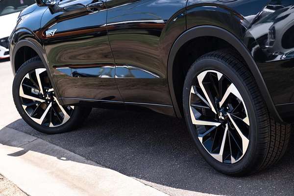 2024 Mitsubishi Outlander PHEV Exceed ZM