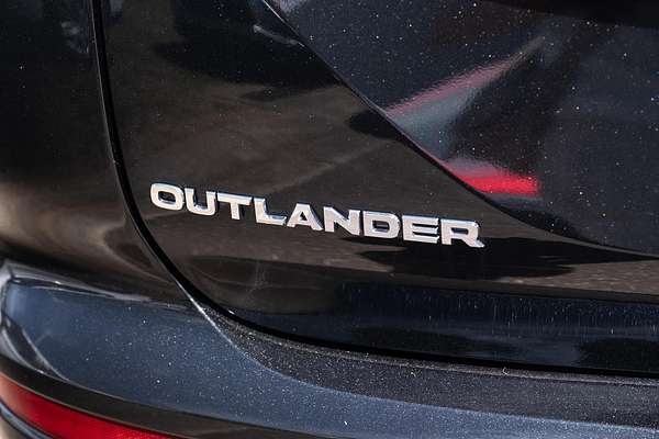 2024 Mitsubishi Outlander PHEV Exceed ZM