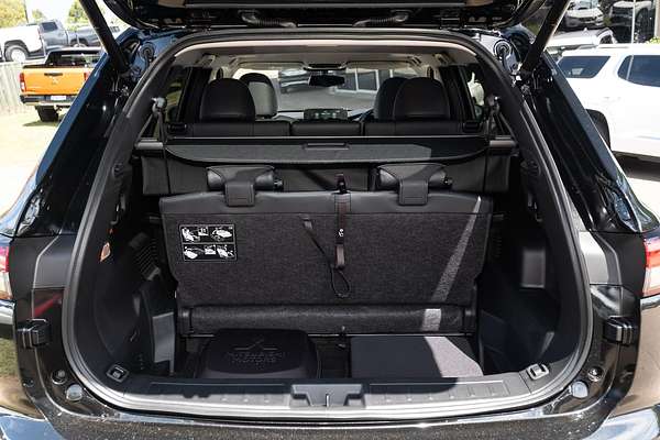 2024 Mitsubishi Outlander PHEV Exceed ZM