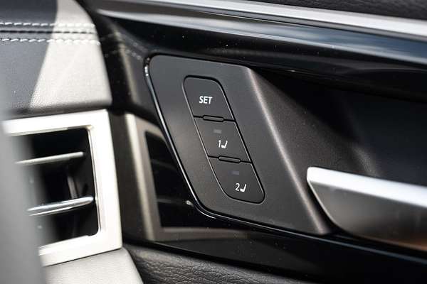 2024 Mitsubishi Outlander PHEV Exceed ZM