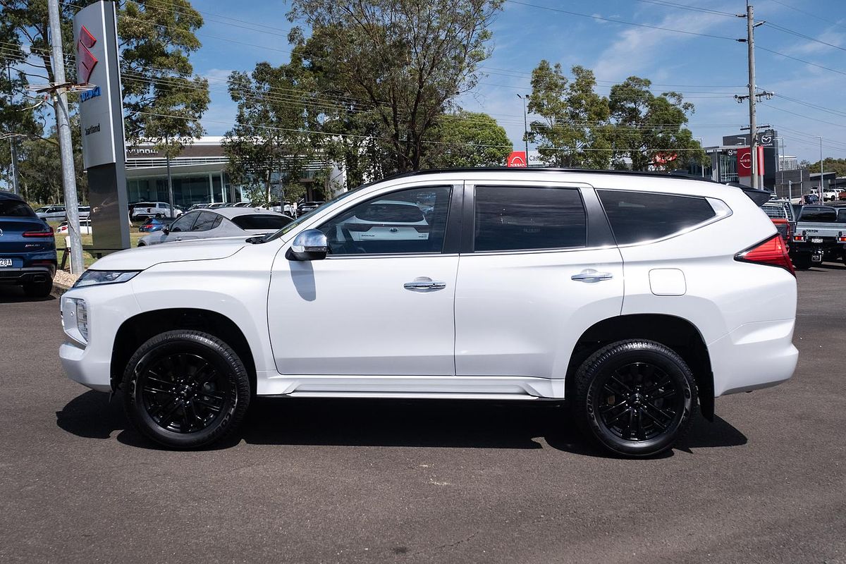 2023 Mitsubishi Pajero Sport GSR QF