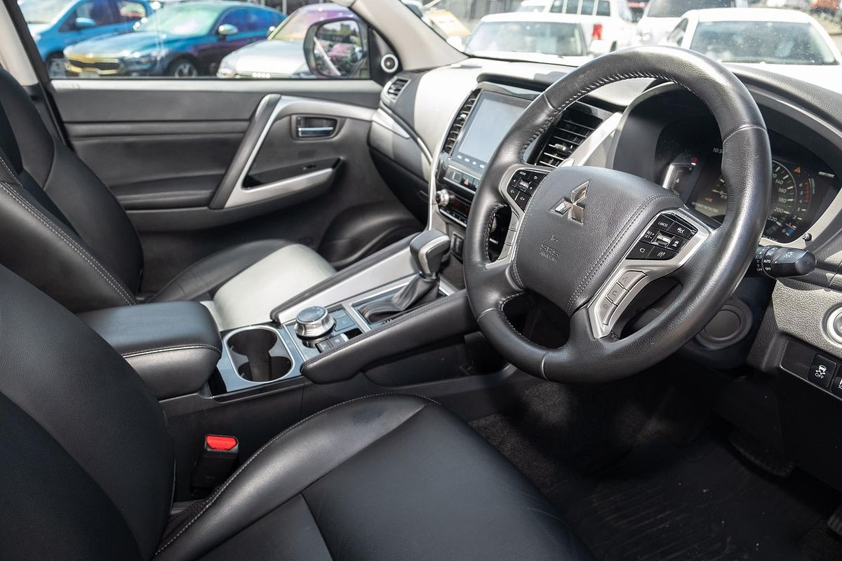 2023 Mitsubishi Pajero Sport GSR QF