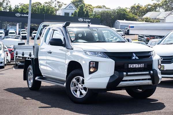 2022 Mitsubishi Triton GLX+ MR 4X4