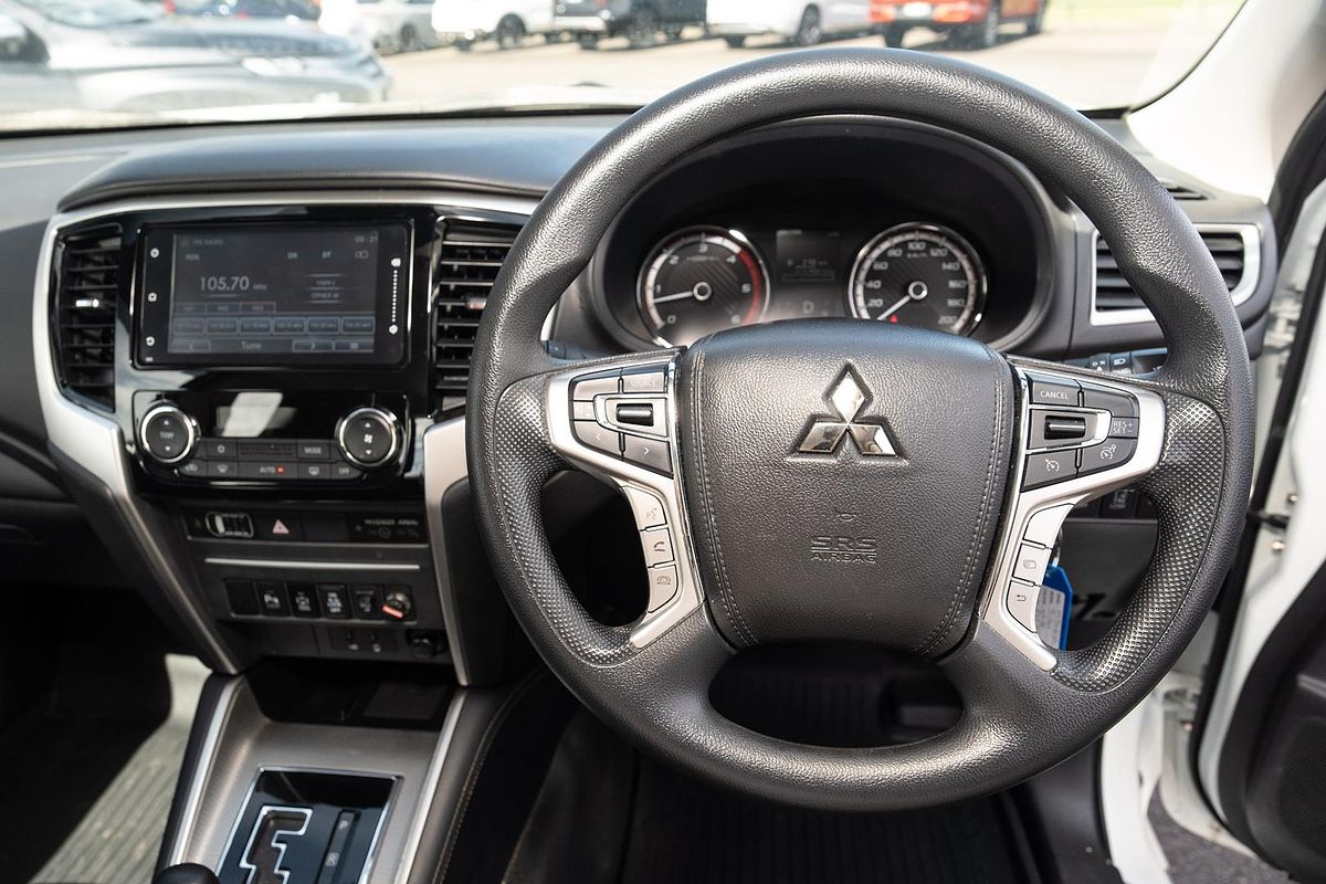 2022 Mitsubishi Triton GLX+ MR 4X4