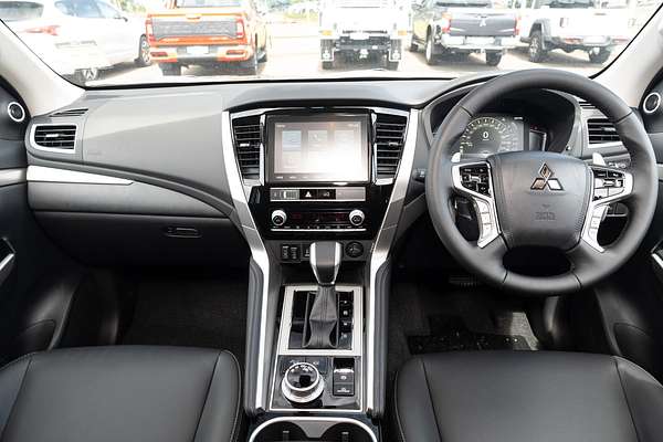 2024 Mitsubishi Pajero Sport Exceed QF