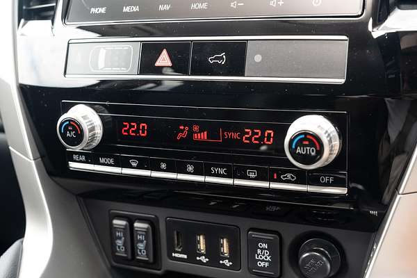 2024 Mitsubishi Pajero Sport Exceed QF