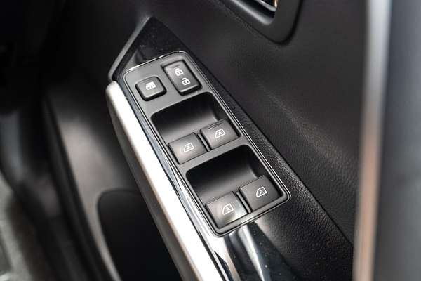 2024 Mitsubishi Pajero Sport Exceed QF