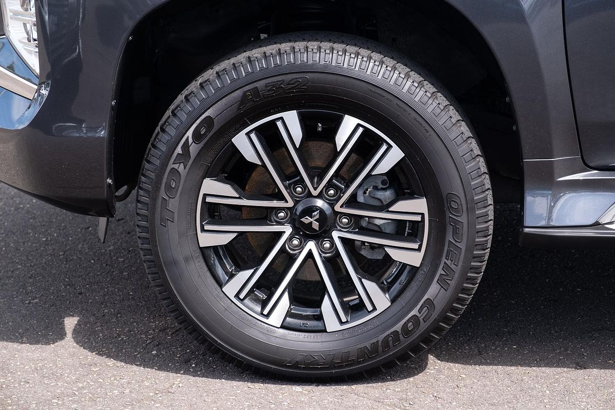 2023 Mitsubishi Pajero Sport GLS QF