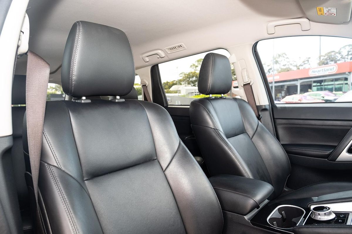 2023 Mitsubishi Pajero Sport GLS QF