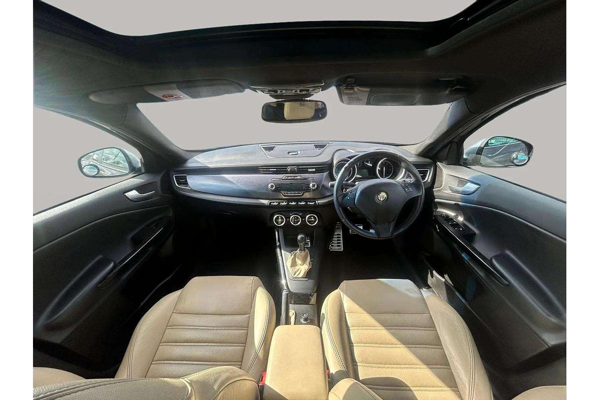 2012 Alfa Romeo Giulietta  Series 0