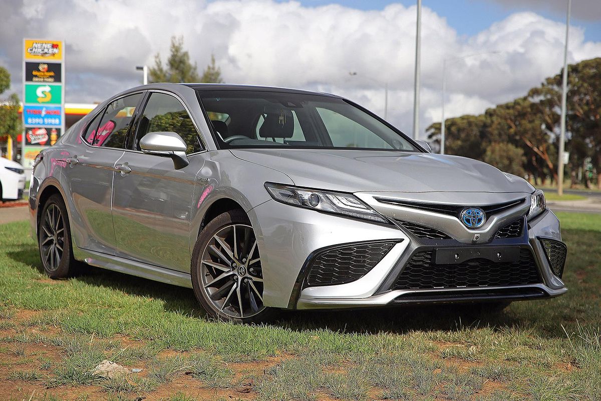 2023 Toyota Camry SL AXVH70R