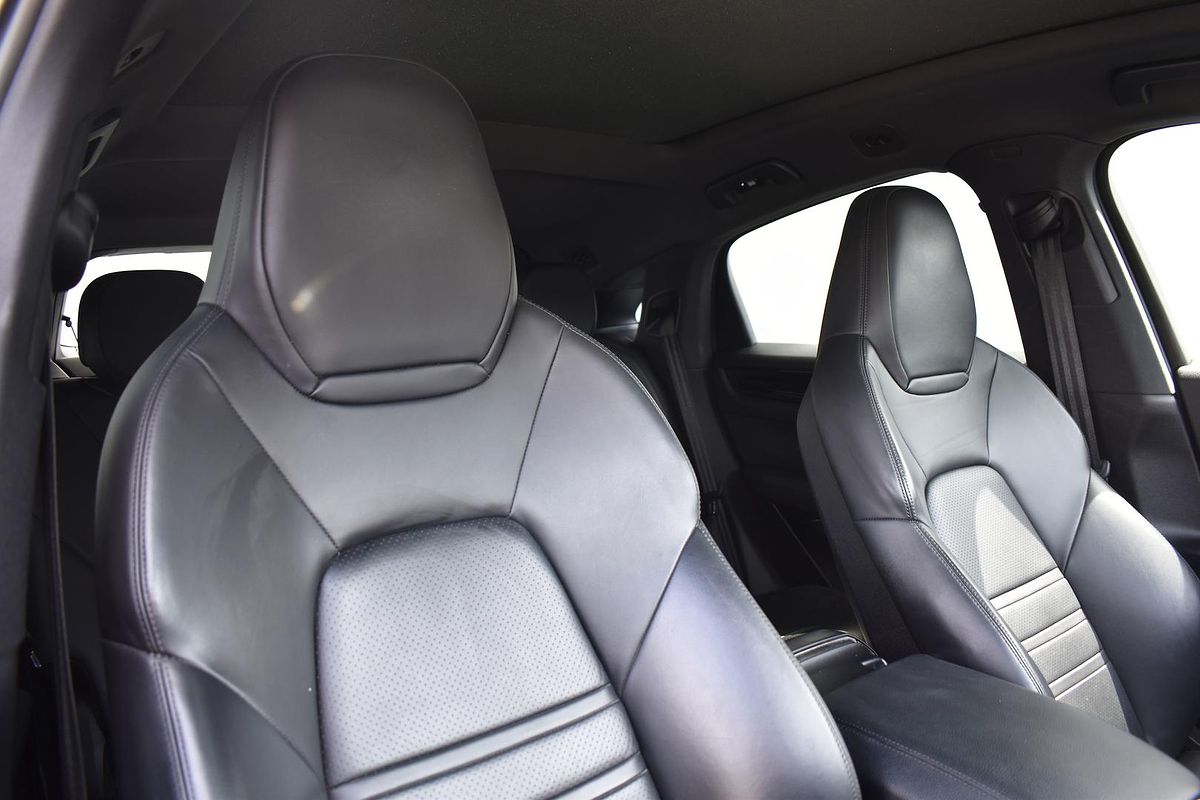 2020 Porsche Cayenne S 9YB