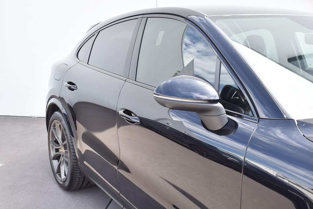 2020 Porsche Cayenne S 9YB