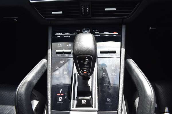 2020 Porsche Cayenne S 9YB