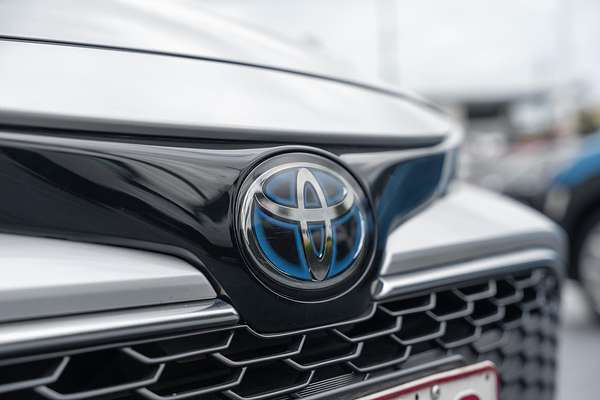 2020 Toyota Corolla ZR Hybrid ZWE211R