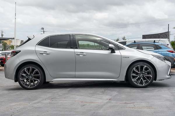 2020 Toyota Corolla ZR Hybrid ZWE211R