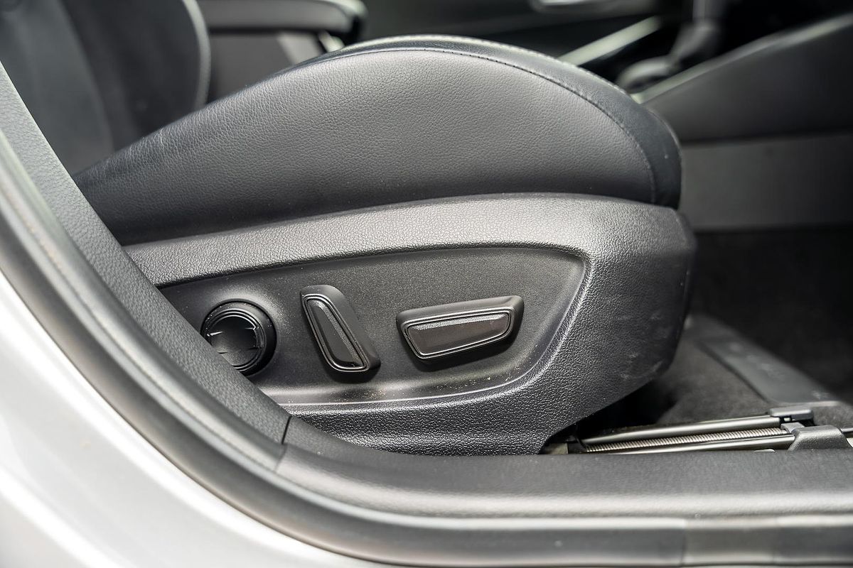 2020 Toyota Corolla ZR Hybrid ZWE211R